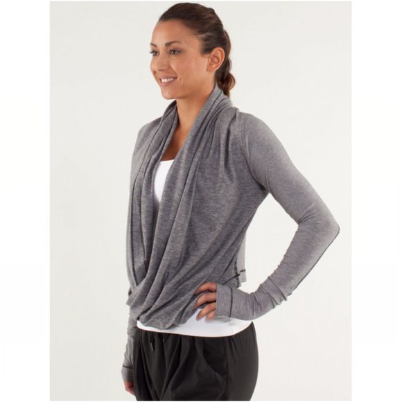 Lululemon Iconic Hooded Wrap - Picture 13 of 14